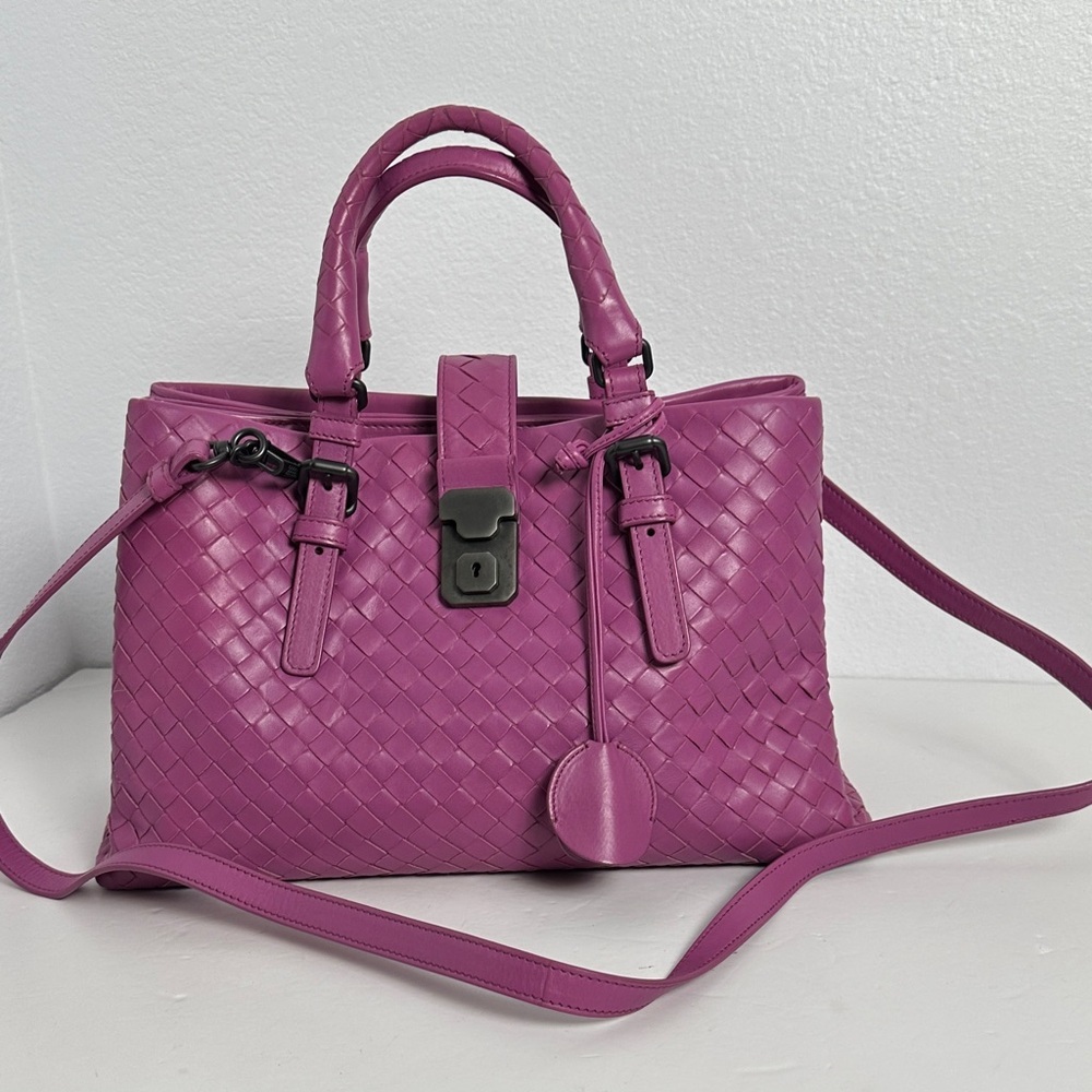 💯Authentic Bottega Veneta Roma Intrecciato Satchel – Fuchsia 🍀